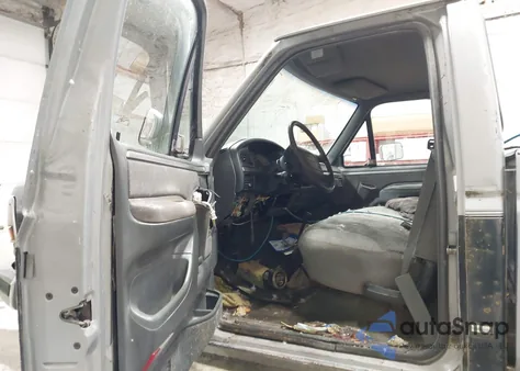 1992 Ford F250 из США, поврежденный, VIN 2FTHF26M3NCA02090